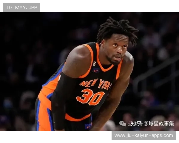 兰德尔力量型突破连续造成优势,纽约篮下压力十足